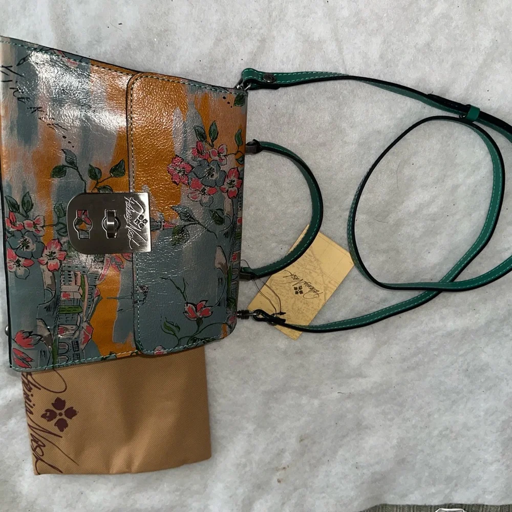Brand new Patricia Nash Leather Floral Crossbody Bag with Green & Orange Accents - Picture 9 of 9